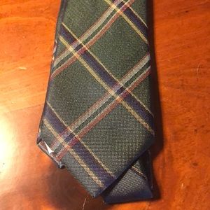 Izod Plaid Necktie